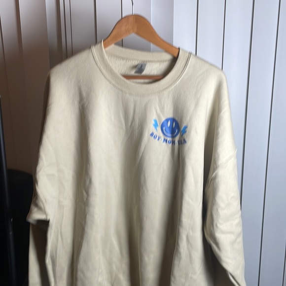 GILDAN crewneck size 2XL - Picture 4 of 4